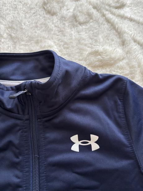 K8/ mikina funkční modrá - v.6/7 let, under armour,122