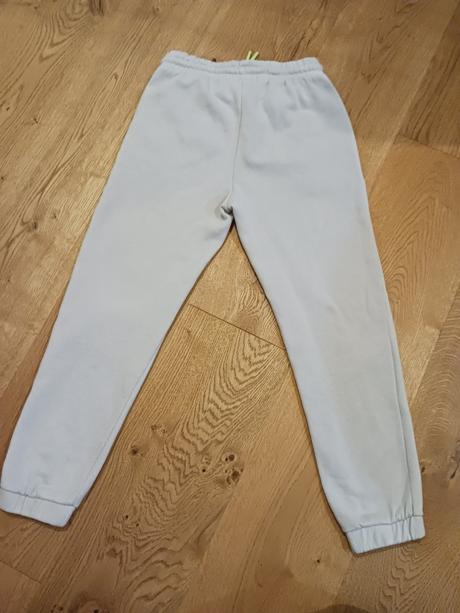 Reserved zateplené tepláky č.140, reserved,140