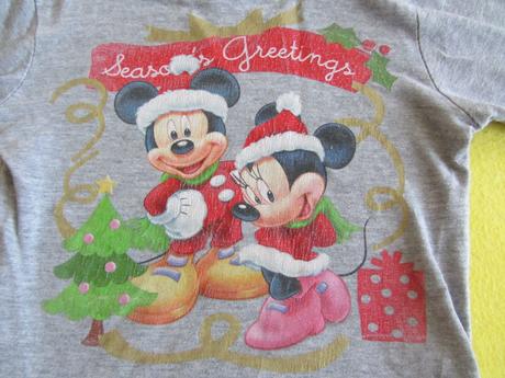 Tričko s vánočním motivem., 86