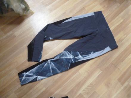 Sportovní legíny vel. l reebok pro maminy, reebok,l
