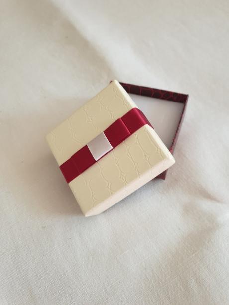 Dárková krabička na šperky,