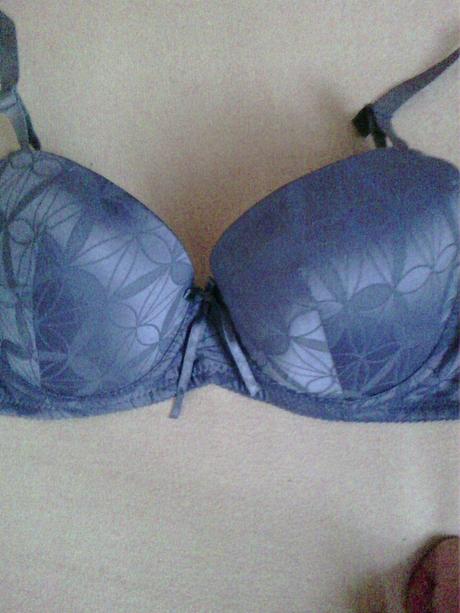 Dámská podprsenka, 80c