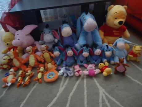 Mix plyšáků medvídek pů a jeho kamarádi,