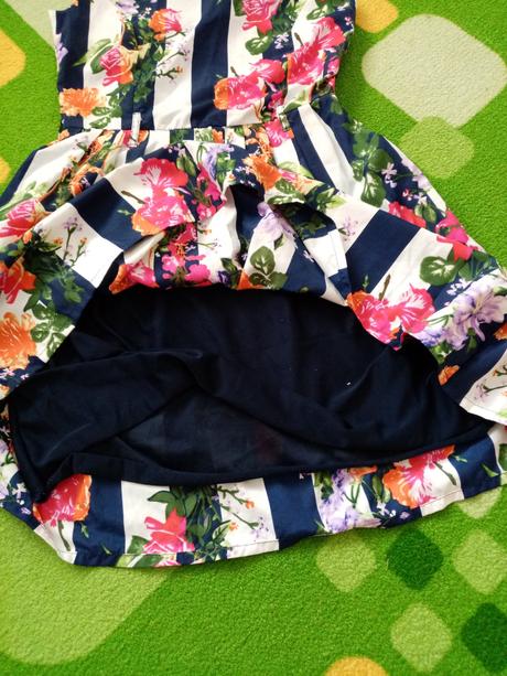 Dámské šaty s, gate,s