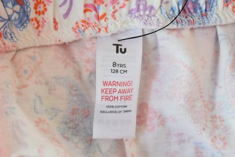 Kraťasy vel. 8 let, tu,128