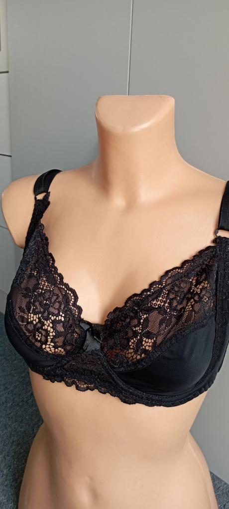 Podprsenka zn."dollcezza" vel."80c", 80c