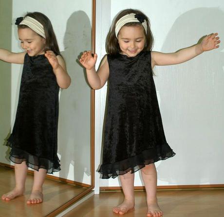 Černé sametové slavnostní společenské šaty, cq,98