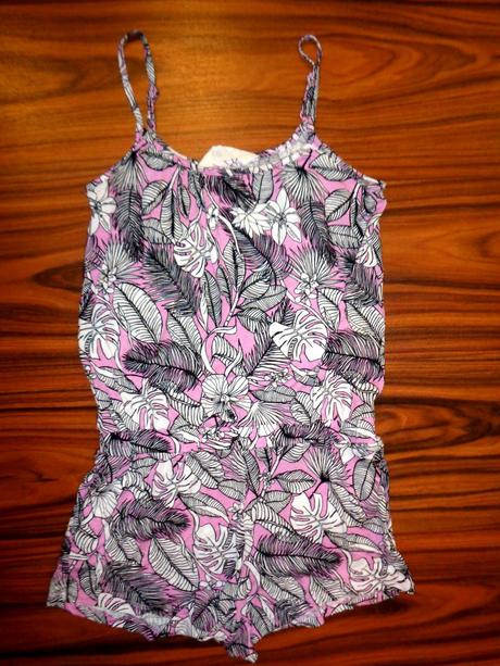 Luxusní bílofialkový letní overal hawai motiv, h&m,152