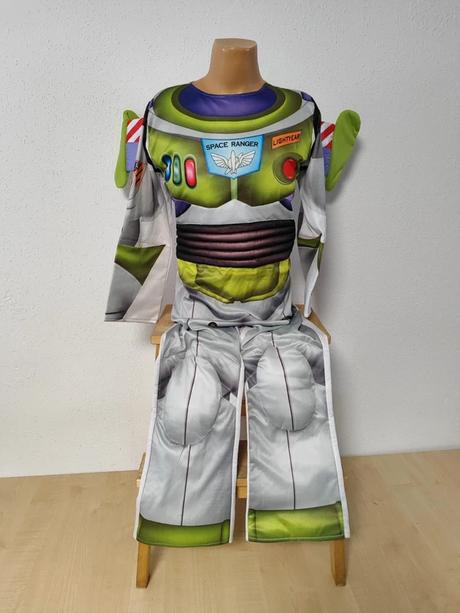 Buzz rakeťák,