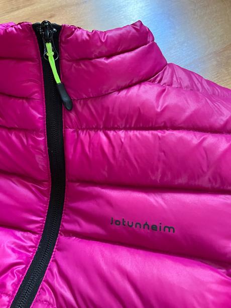 Kvalitní, teplá péřová bunda jotunheim, vel 38, m