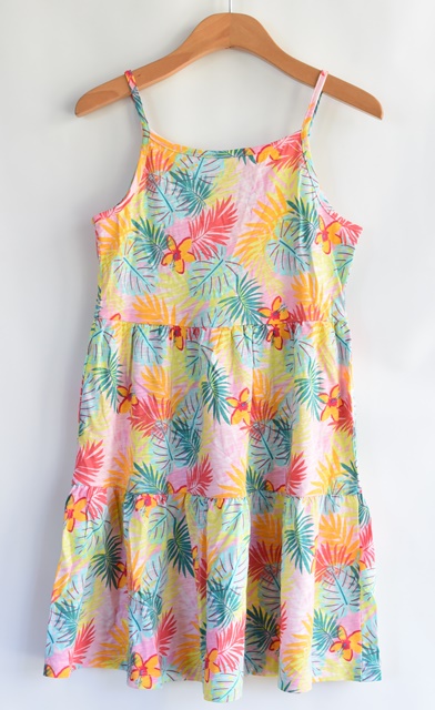 Šaty vel. 10 let, matalan,140