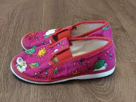 2x dívčí bačkorky paw patrol a čechtín, vel.25, 25