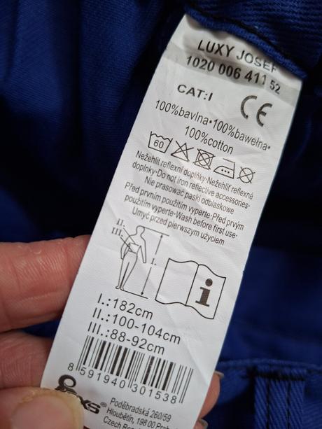 Dvoje bavlněné pracovní kalhoty, xl