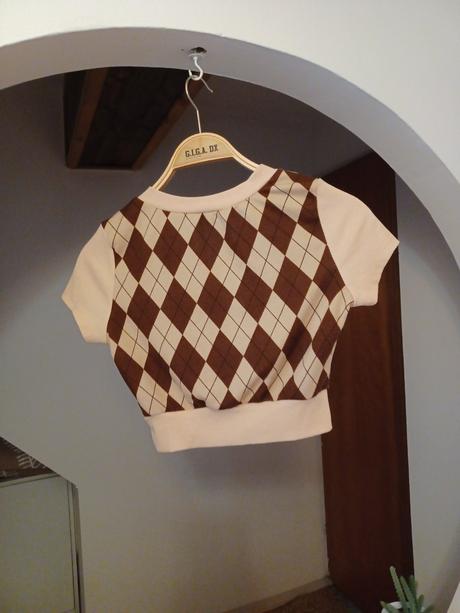 Pletená vestička vesta crop, 158