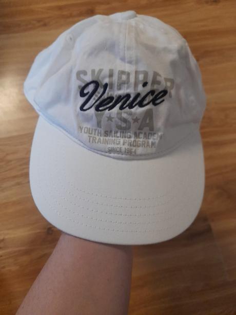 Kšiltovka united colors of benetton, 8-9 let, benetton,140