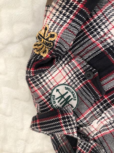 Dovezena z ameriky znacena vel. s - 7-8 let. odhad, 128