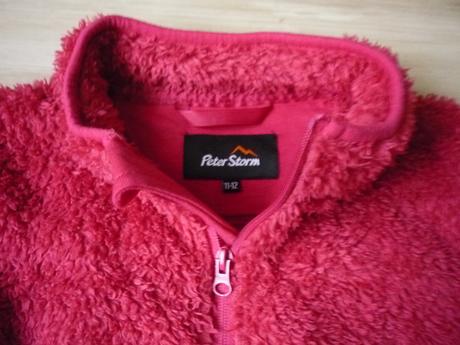 Chlupatá vínová mikina, 146