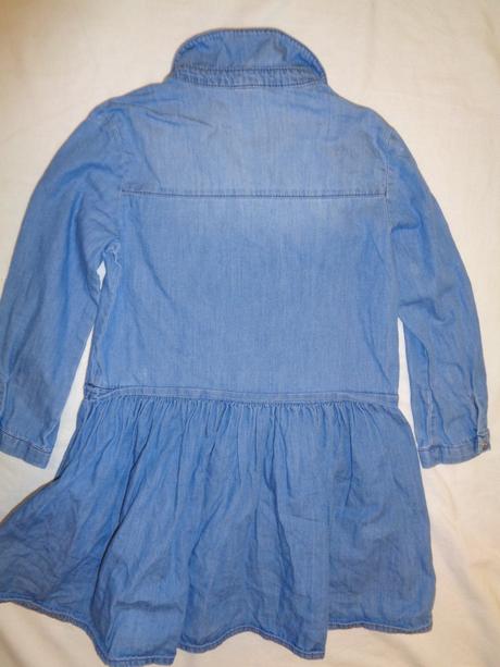 Pěkné šaty z odlehčené rifloviny, 104