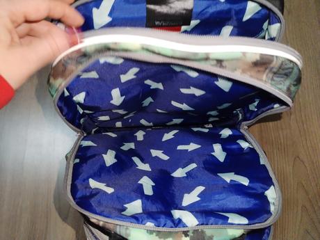 Chlapecký školní batoh topgal ve skvělém stavu,