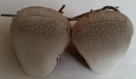 Dětské capáčky, vel.6-12měs., f&f,19