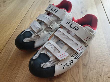 Cyklotretry s kufry eur 39, 39