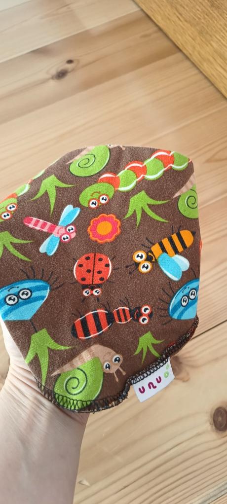 Šátek a slintáček, unuo,86