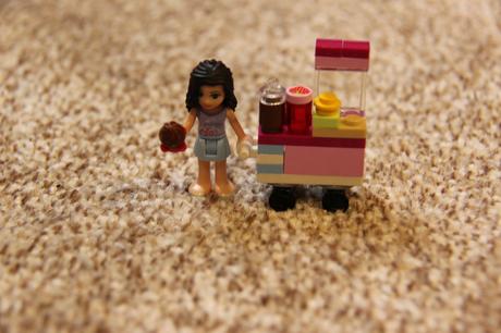 Lego friends 30396 stánek s mufiny, 