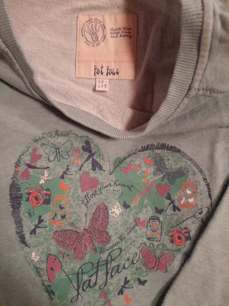 Triko dlouhý rukáv zelené se srdcem, 164