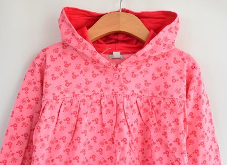 Tričko vel. 4 - 5 let, 110