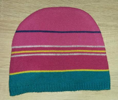 Pruhovaná čepice s kytičkami vel. 92-98, marks & spencer,92