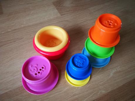 Kelímky do vany, do vody, stohovatelné ..,