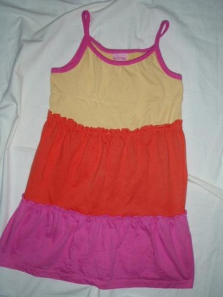 Nádherné barevné volánkové šaty, cherokee,122