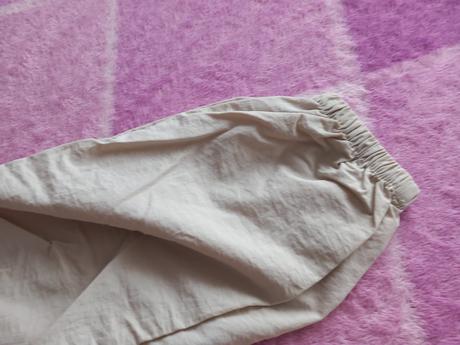 Světle béžové šusťáky vel. 164 - 170, 164