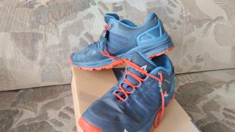 Pěkné turistické boty 35,mckinley, v záruce.noseny, mc kinley,35