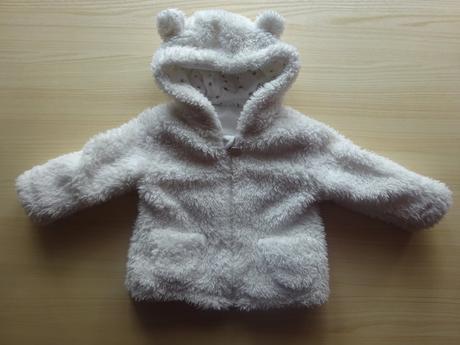 Bílý chlupatý kabátek, vel. 74, f&f,74