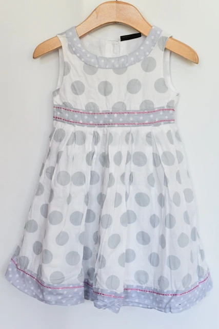 Šaty vel. 12 - 18 m, f&f,86