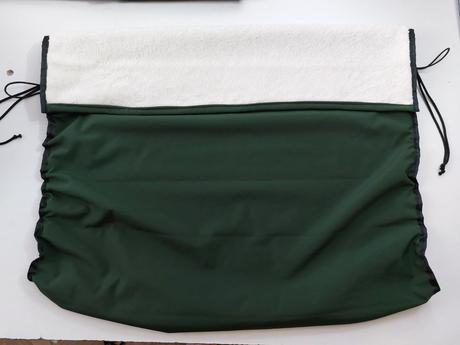 Softshellová nepadací deka s beránkem, 