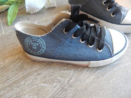 Nove riflove tenisky, tcm,30