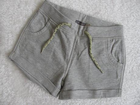 Dívčí světle šedé bavlněné šortky, teplákovina, 104