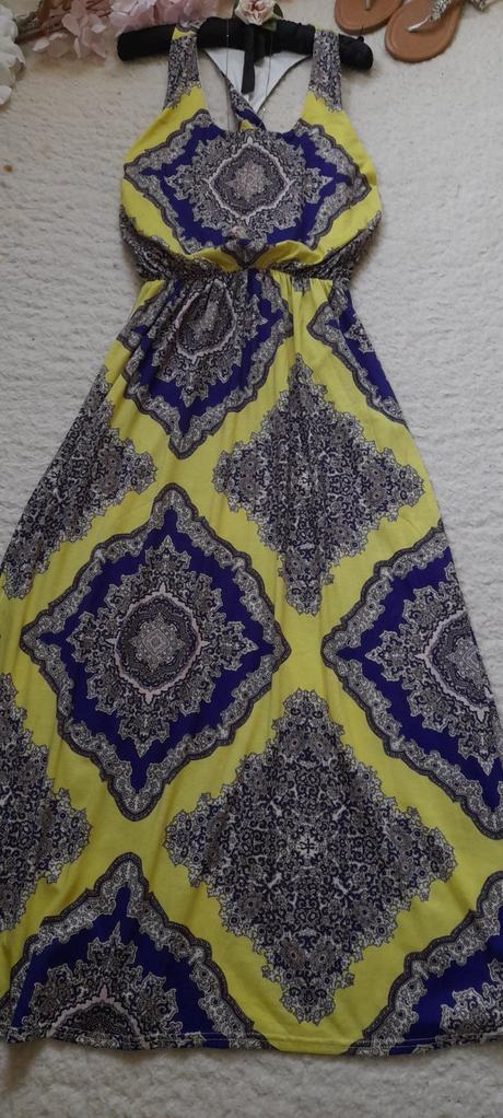 Boohoo pestré maxi šaty s vykrojenými zády, 42