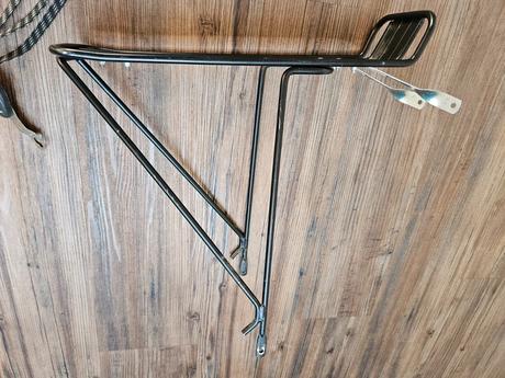 Černý zadní nosič na kolo sport arsenal, 