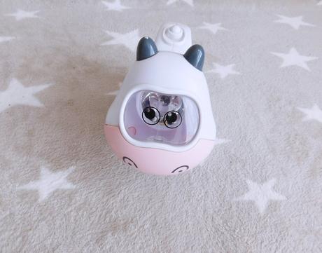 Zvuková kravička s baterkou,