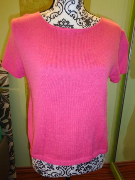 Pěkné růžové úpletové tričko, m