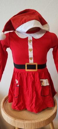 Vánoční šaty, 92