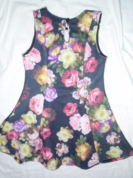 Překrásné květované šaty z pevné látky, young dimension,104