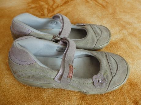 Balerínky s kytičkou, 30