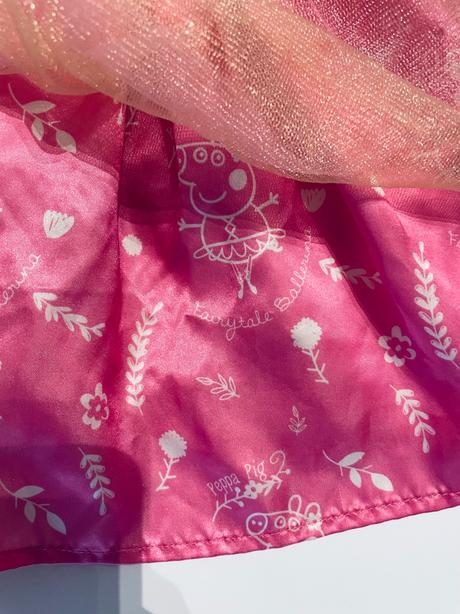 An5/ šaty peppa pig víla - v.12/24 měs, 