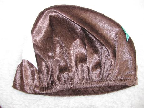 Krásný karneval - vánoční baňka s čepičkou,