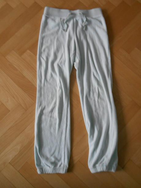 Teplé tepláky, l.o.g.g.,128