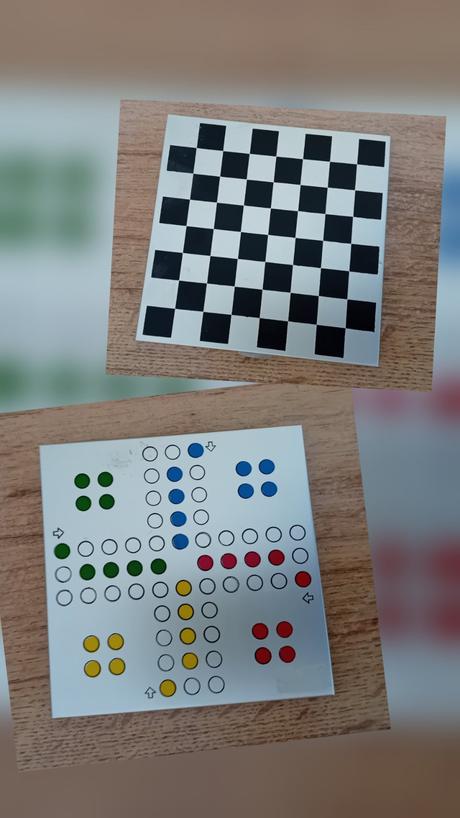 Magnetické cestovní člověče nezlob se a šachy,